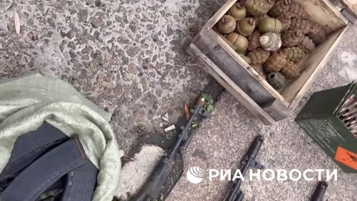 Пресечена деятельность 169 жителей РФ, причастных к незаконному обороту оружия, сообщила ФСБ