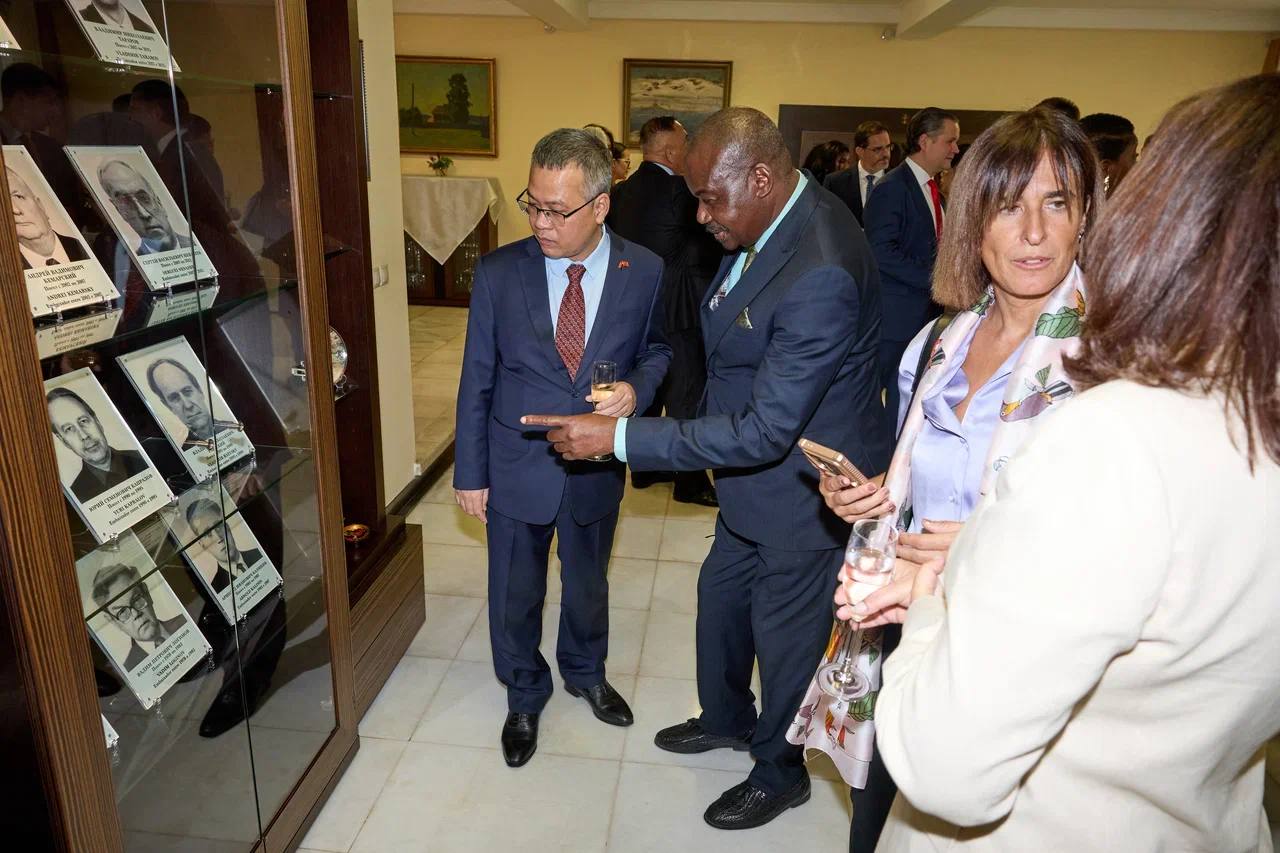 Об открытии Галереи послов СССР и России в Анголе Об открытии Галереи послов СССР и России в Анголе