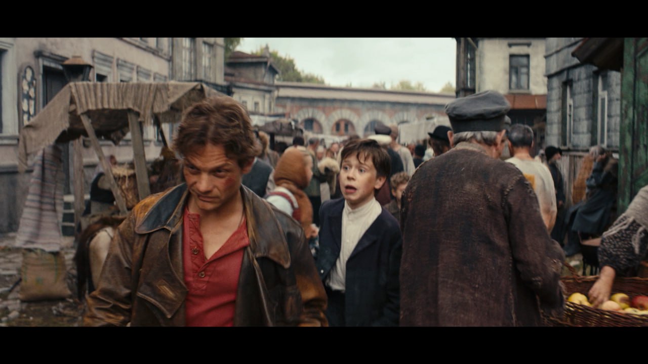 Фильм "Волчок" стал лидером российского кинопроката Фильм "Волчок" стал лидером российского кинопроката