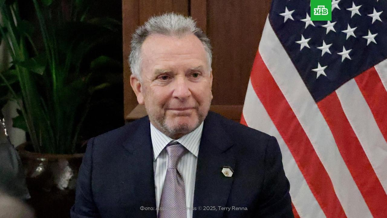 Спецпосланник президента США Стив Уиткофф в ближайшие дни встретится с Зеленским и европейскими лидерами в Берлине, чтобы обсудить мирный план по Украине, сообщило издание Wall Street Journal со ссылкой на источники