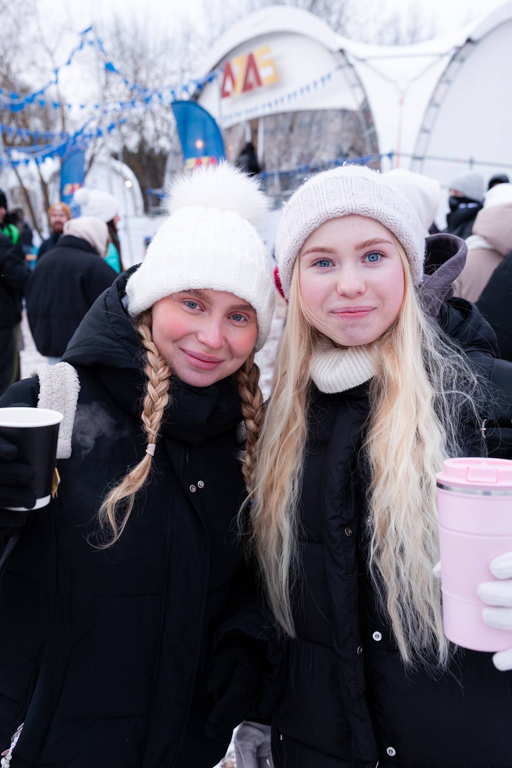 О-о-о-о-о погода на улице не радует, но нас это не останавливает О-о-о-о-о погода на улице не радует, но нас это не останавливает