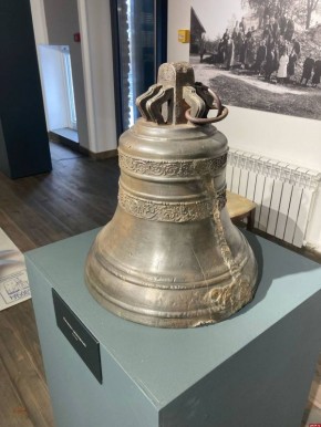 Два церковных колокола представлены в коллекции музея-заповедника «Изборск»