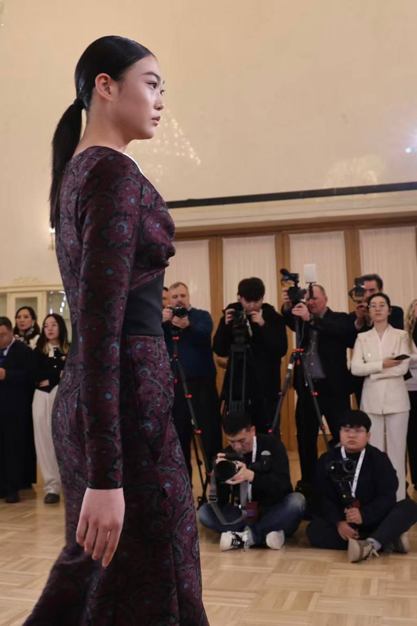 Откройте для себя Россию: презентация моды и гастрономии в самом центре Пекина Откройте для себя Россию: презентация моды и гастрономии в самом центре Пекина