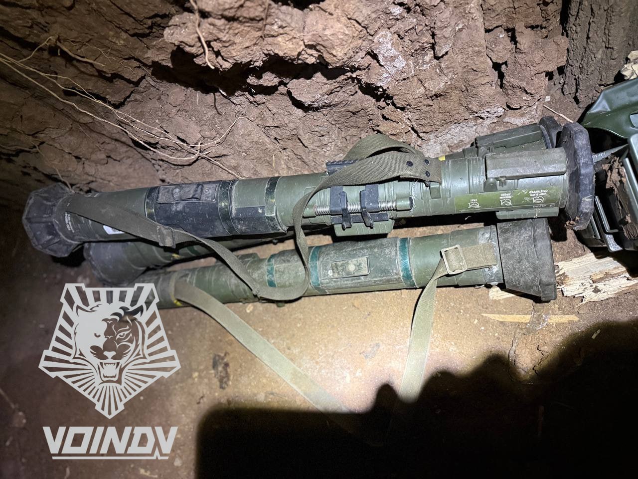 На фото - малая часть трофеев, которые были добыты штурмовиками 38 гвардейской мотострелковой бригады 35 армии группировки войск "Восток" во время зачистки окрестностей Червоного от остатков 102 бригады теробороны ВСУ... На фото - малая часть трофеев, которые были добыты штурмовиками 38 гвардейской мотострелковой бригады 35 армии группировки войск "Восток" во время зачистки окрестностей Червоного от остатков 102 бригады теробороны ВСУ...