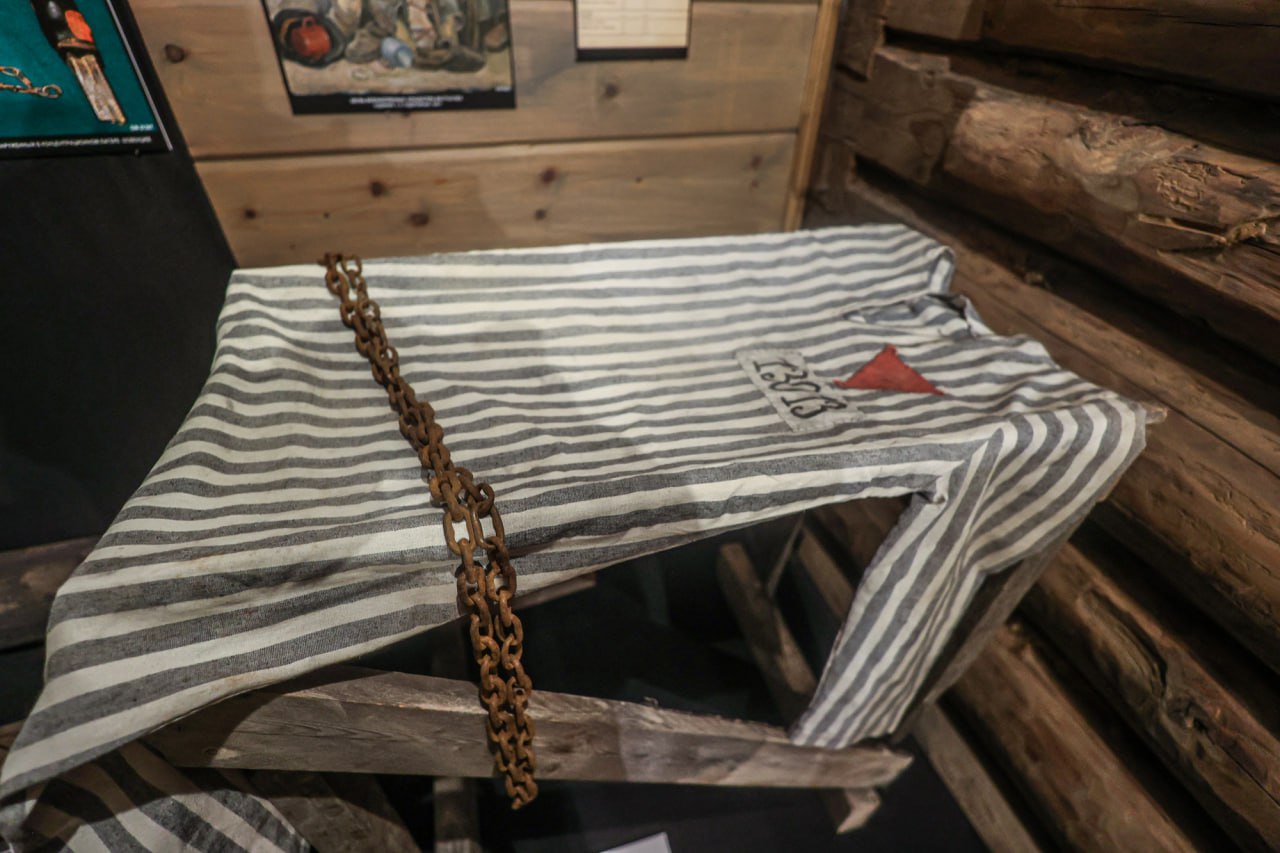 В Изборске в Доме купца Белянина открылась выставка "Без права на забвение", рассказывающая о преступлениях нацистов во время Великой Отечественной войны В Изборске в Доме купца Белянина открылась выставка "Без права на забвение", рассказывающая о преступлениях нацистов во время Великой Отечественной войны