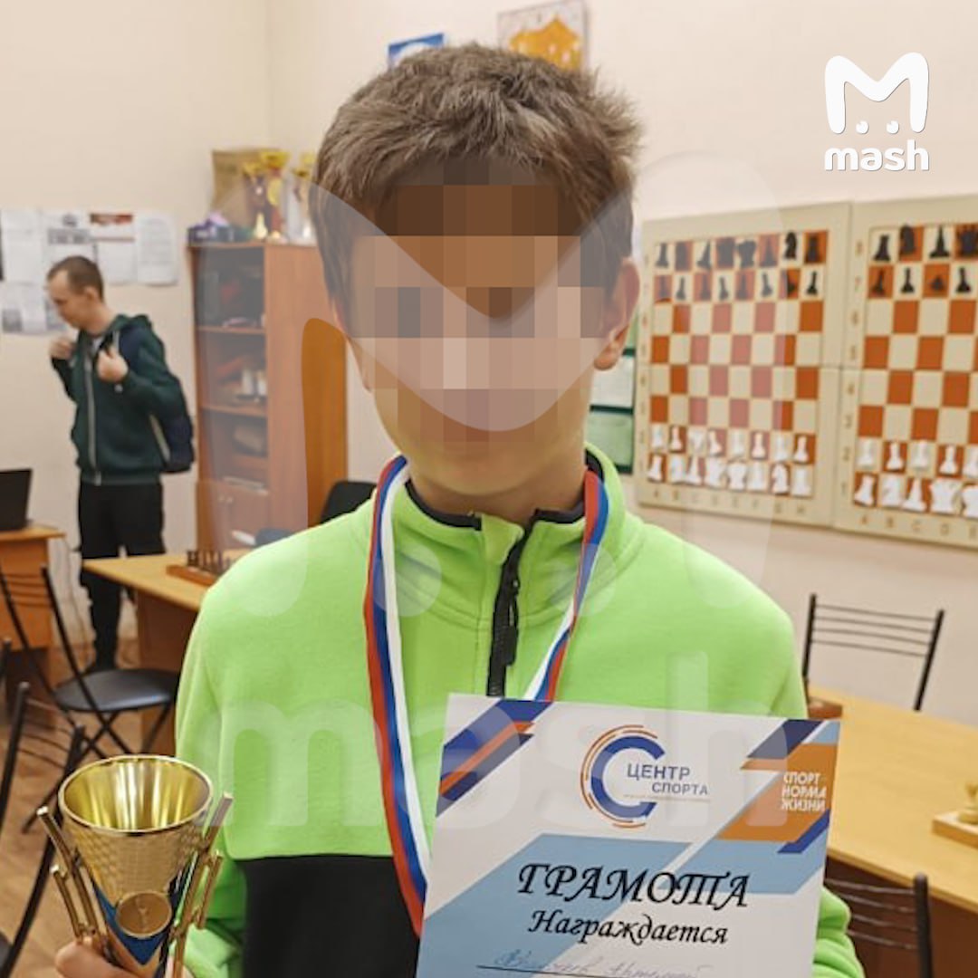 Мать напавшего на учительницу в Питере недавно записала его на дополнительные занятия по этому предмету Мать напавшего на учительницу в Питере недавно записала его на дополнительные занятия по этому предмету