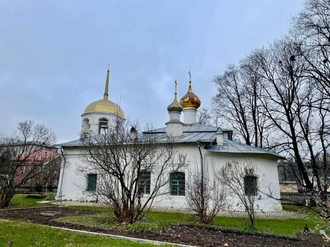 Древняя святыня Пскова – храм Алексия Человека Божия XVI века – нуждается в срочной помощи Древняя святыня Пскова – храм Алексия Человека Божия XVI века – нуждается в срочной помощи