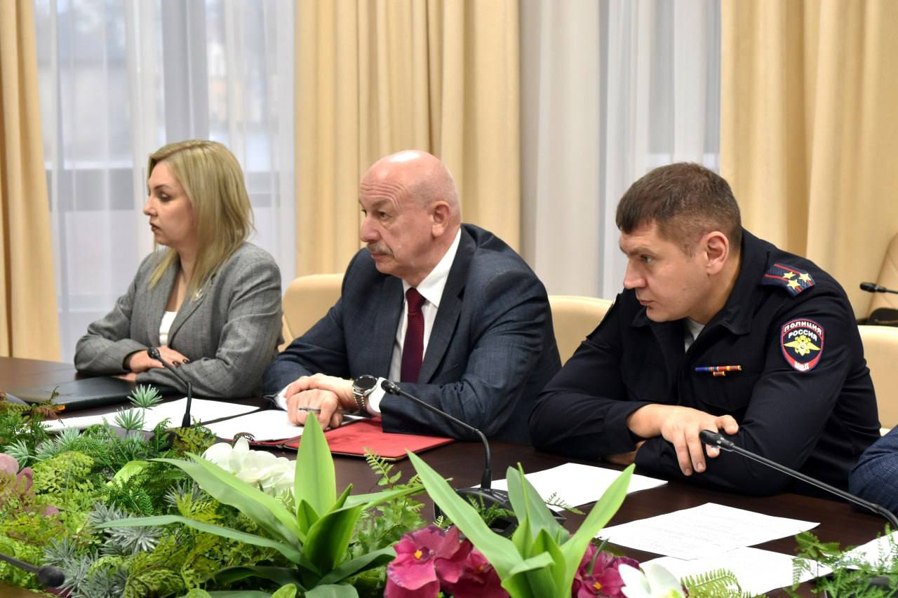 В Псковской области обсудили планы по борьбе с коррупцией на 2026 год В Псковской области обсудили планы по борьбе с коррупцией на 2026 год