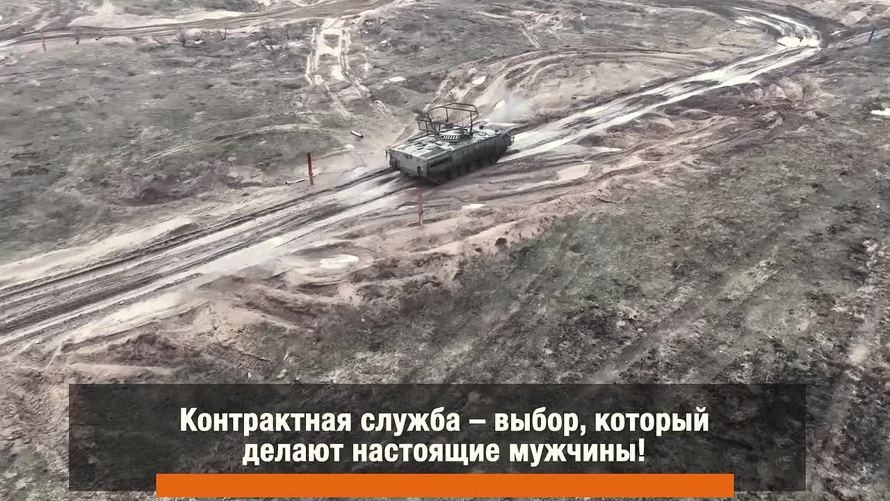 Российские военнослужащие героически защищают мирных жителей новых территорий и братской страны, решительно освобождая её от неонацистского режима