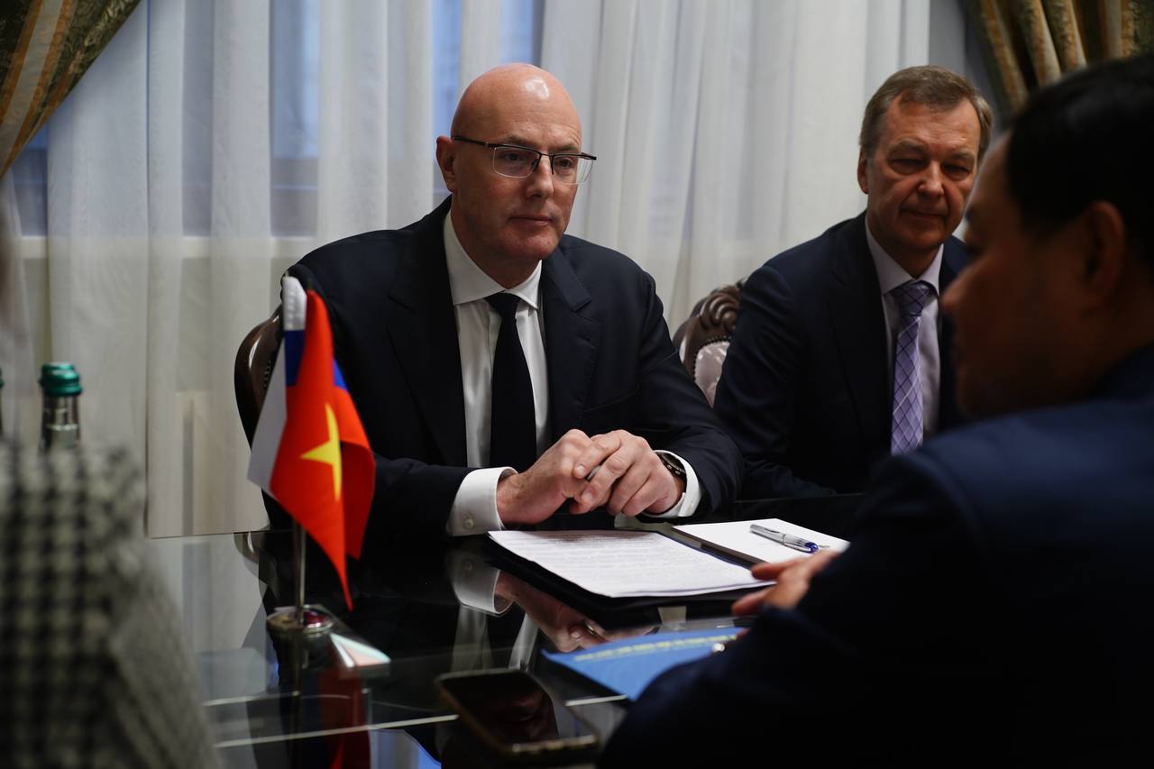 Дмитрий Чернышенко: 2026 год объявлен лидерами наших стран российско-вьетнамским Годом науки и образования Дмитрий Чернышенко: 2026 год объявлен лидерами наших стран российско-вьетнамским Годом науки и образования