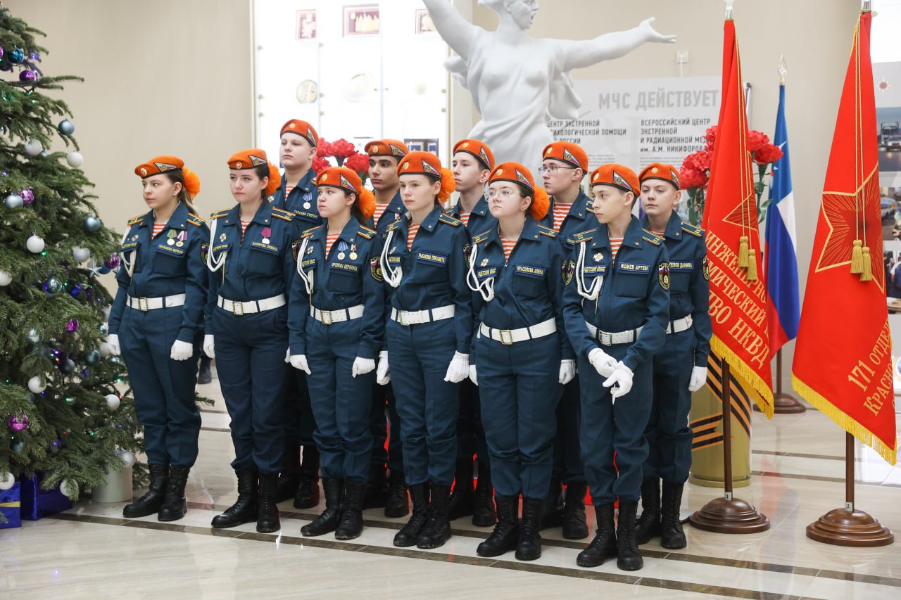 Юрий Воробьёв: Сенаторы высоко ценят работу, которую выполняет МЧС России Юрий Воробьёв: Сенаторы высоко ценят работу, которую выполняет МЧС России