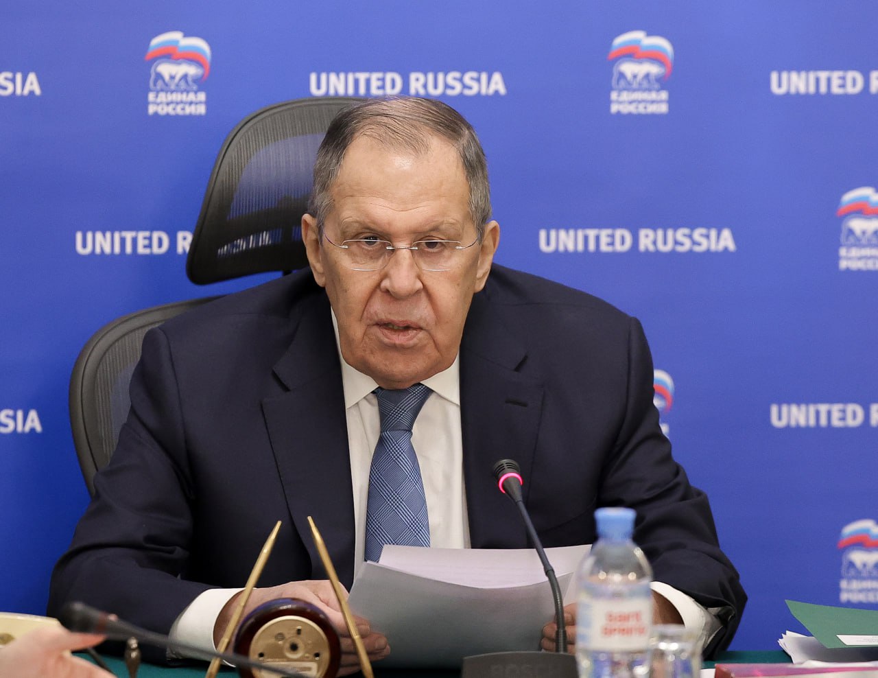 18 декабря в МИД России под председательством Министра иностранных дел Российской Федерации С.В.Лаврова состоялось 11-е заседание Комиссии Генерального совета партии «Единая Россия» по международному сотрудничеству и... 18 декабря в МИД России под председательством Министра иностранных дел Российской Федерации С.В.Лаврова состоялось 11-е заседание Комиссии Генерального совета партии «Единая Россия» по международному сотрудничеству и...