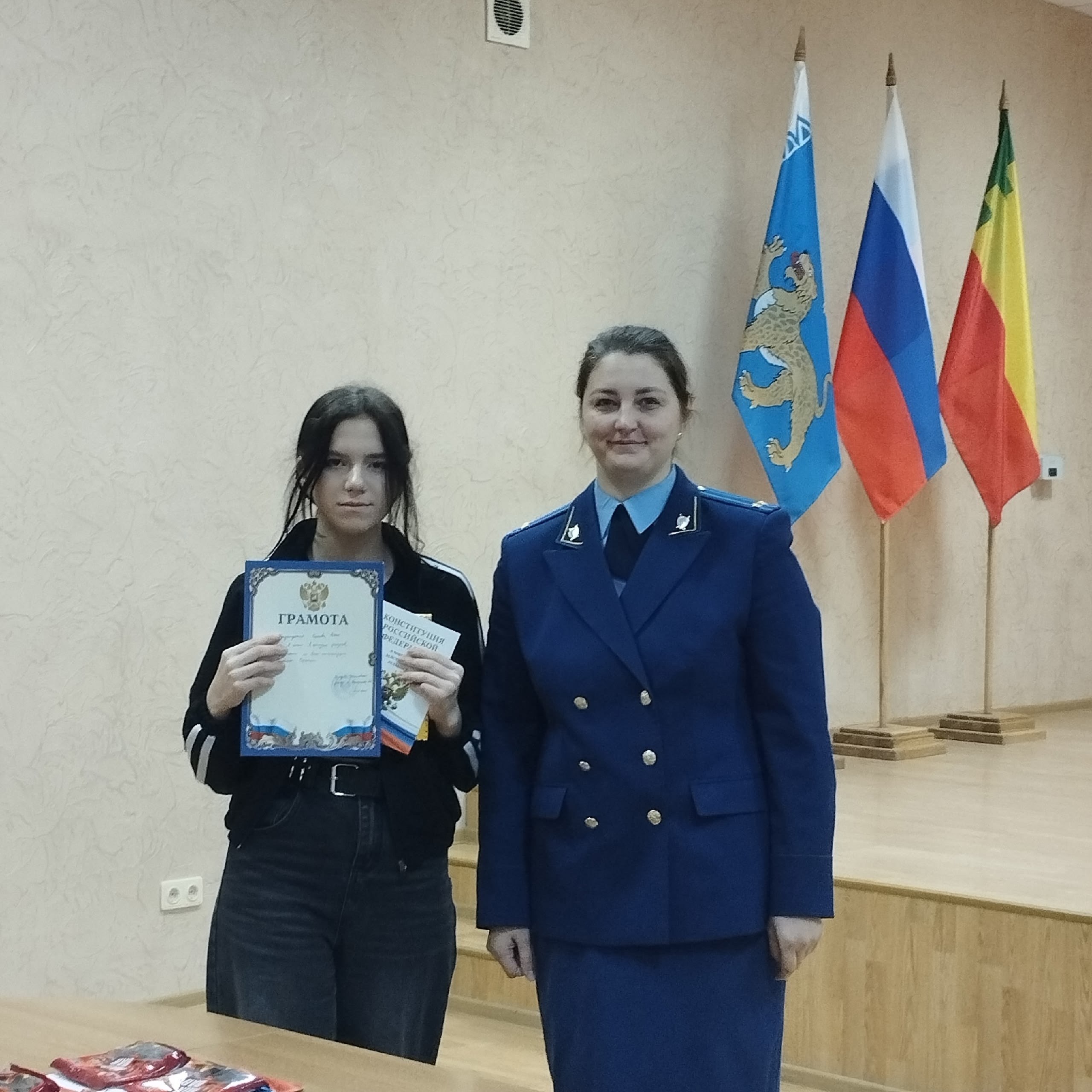 Конкурс на лучший рисунок. В преддверии Дня Конституции Российской Федерации Прокуратурой Пыталовского района был организован конкурс на лучший рисунок среди обучающихся образовательных организаций Пыталовского... Конкурс на лучший рисунок. В преддверии Дня Конституции Российской Федерации Прокуратурой Пыталовского района был организован конкурс на лучший рисунок среди обучающихся образовательных организаций Пыталовского...