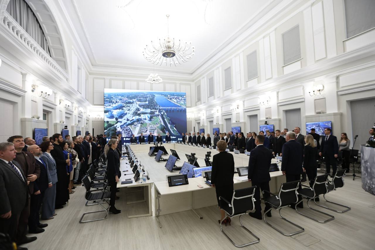 Бюджетное послание-2026 губернатора Михаила Ведерникова на сессии Псковского областного Собрания 18 декабря 2025 года Бюджетное послание-2026 губернатора Михаила Ведерникова на сессии Псковского областного Собрания 18 декабря 2025 года