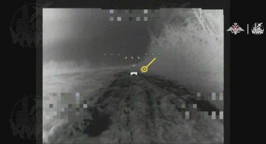 Операторы FPV-дронов ударной роты из отряда "Кайра" эффективно уничтожают цели противника, демонстрируя высокую точность и результативность в ходе боевых действий