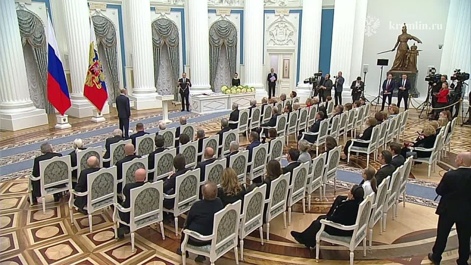 ����� �������� ��������� ������ ��������������� �������� ������ � ������� ������ �������������