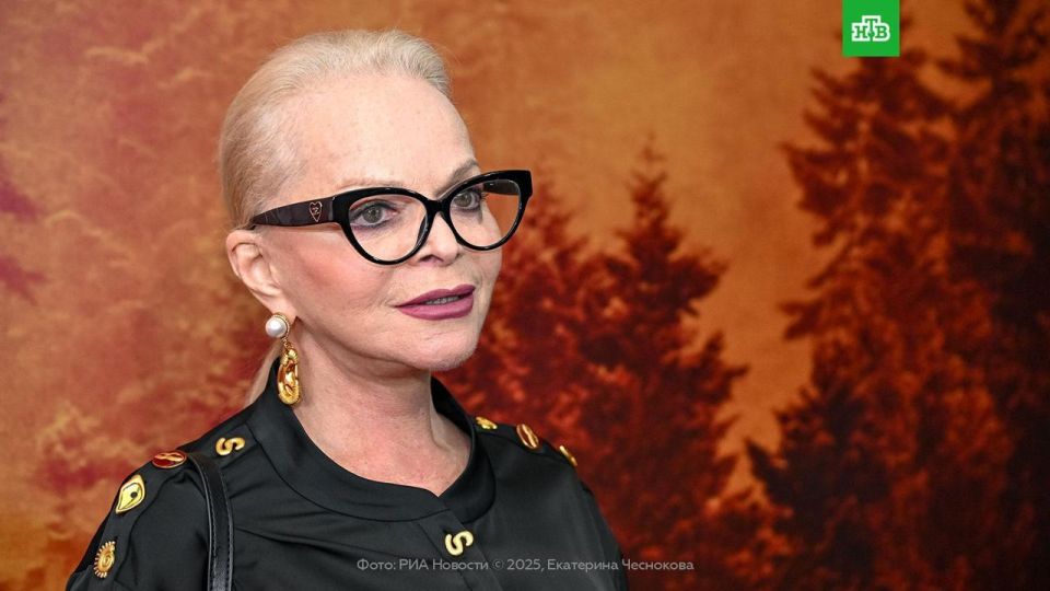 Мосгорсуд обязал Долину съехать из квартиры в Хамовниках, которую у певицы купила Полина Лурье