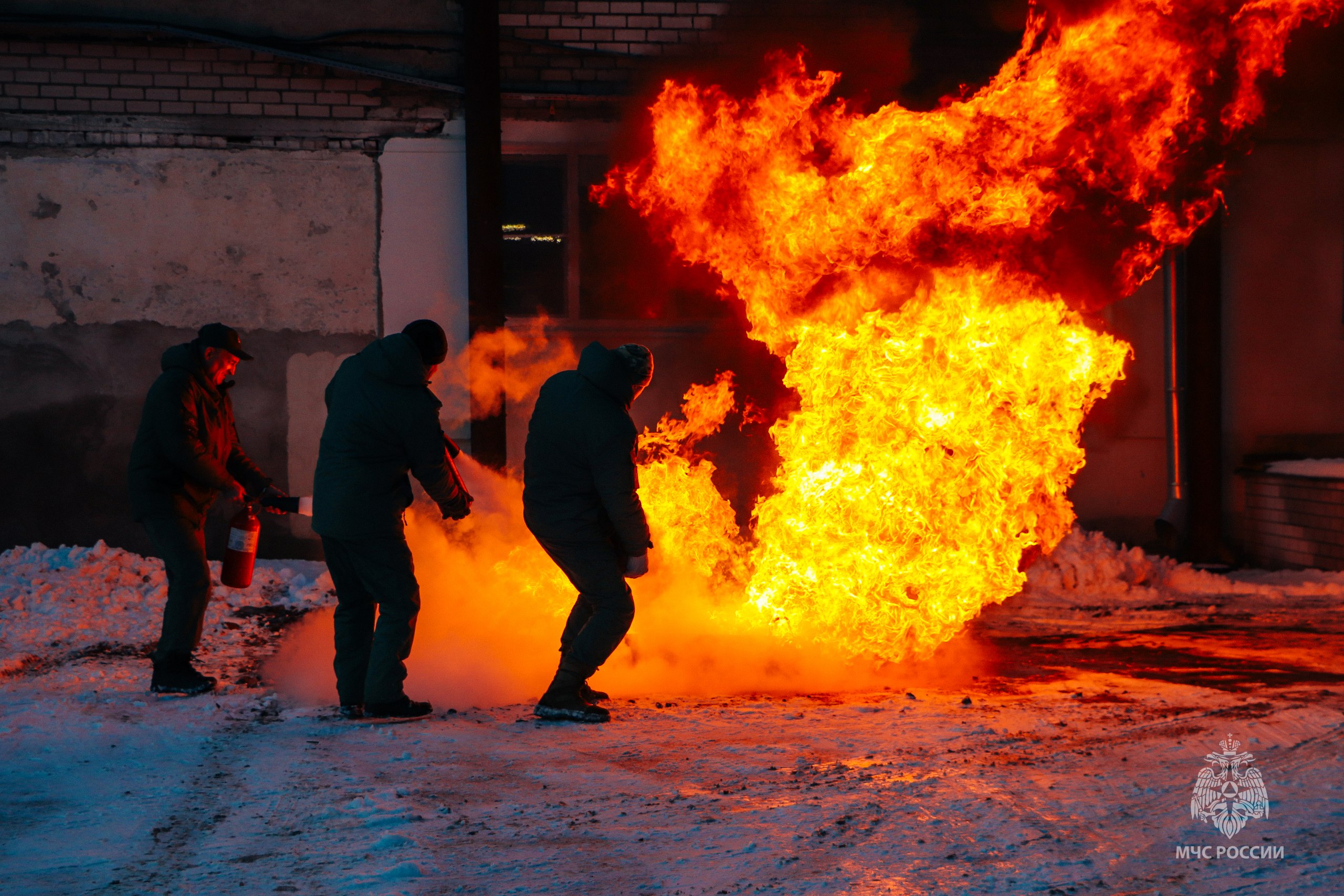 На территории ОАО "Псковский гормолзавод" прошли тактико-специальные учения На территории ОАО "Псковский гормолзавод" прошли тактико-специальные учения