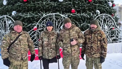 Уважаемые друзья, поздравляем всех с наступающим Новым 2026 годом ! Для каждого из нас уходящий год был определённо значимым