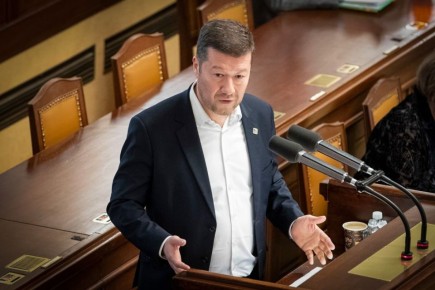 Спикер парламента Чехии выступил против оказания военной помощи Украине