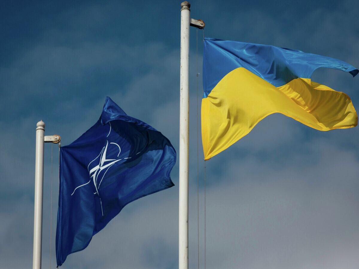 В университете Мелитополя нашли пропагандистскую брошюру о НАТО