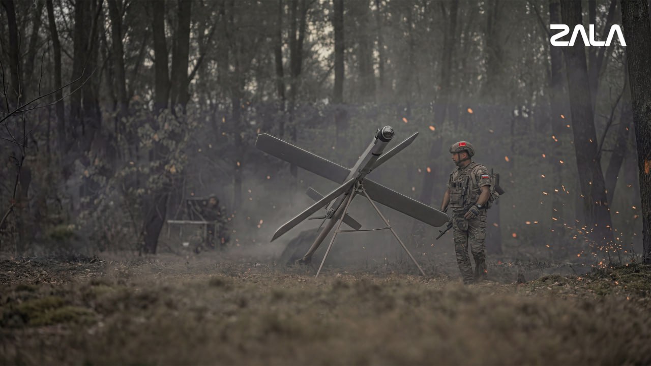 Новые постеры ZALA. ЧАСТЬ 1: Технологии и люди на передовой Команда ZALA начинает Новый год выпуском очередной серии плакатов для рабочего стола, которые можно установить на компьютер, планшет или смартфон Новые постеры ZALA. ЧАСТЬ 1: Технологии и люди на передовой Команда ZALA начинает Новый год выпуском очередной серии плакатов для рабочего стола, которые можно установить на компьютер, планшет или смартфон