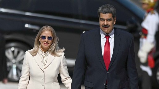 Мадуро и его жену обвинили в Южном округе Нью-Йорка якобы в "наркотерроризме" и хранении оружия, которое используется против США, — генпрокурор Памела Бонди