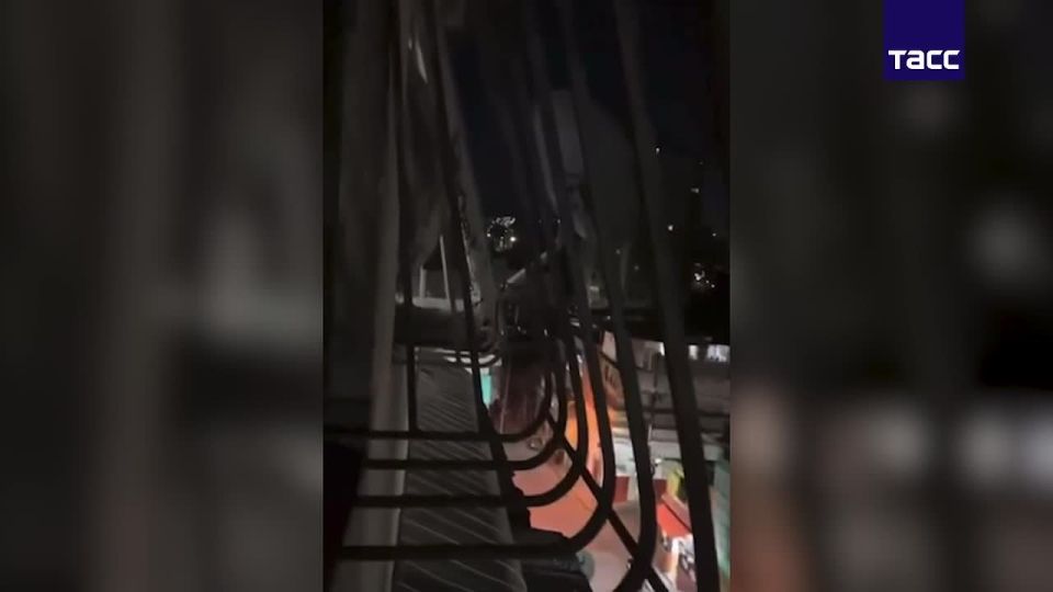 ����� �������� ����� � ������������� ����������� � ���������