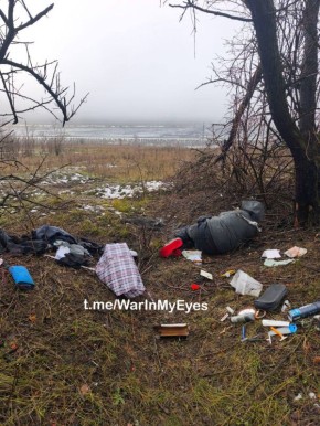 Сегодня днем при выходе из Родинского у малой шахты украинским FPV дроном был убит гражданский, очередное военное преступление