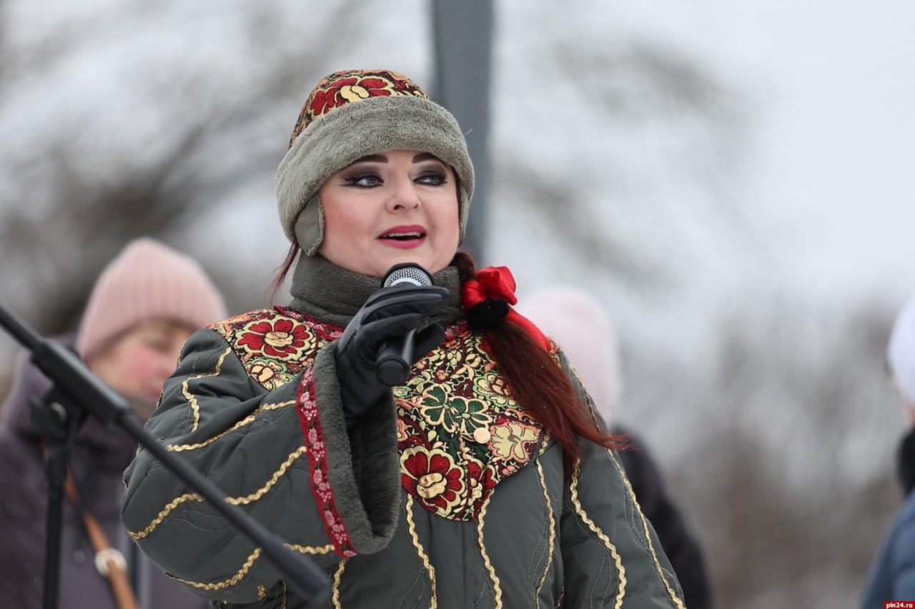 Рождественские вертепы в Пскове стали стартом праздничных гуляний Рождественские вертепы в Пскове стали стартом праздничных гуляний