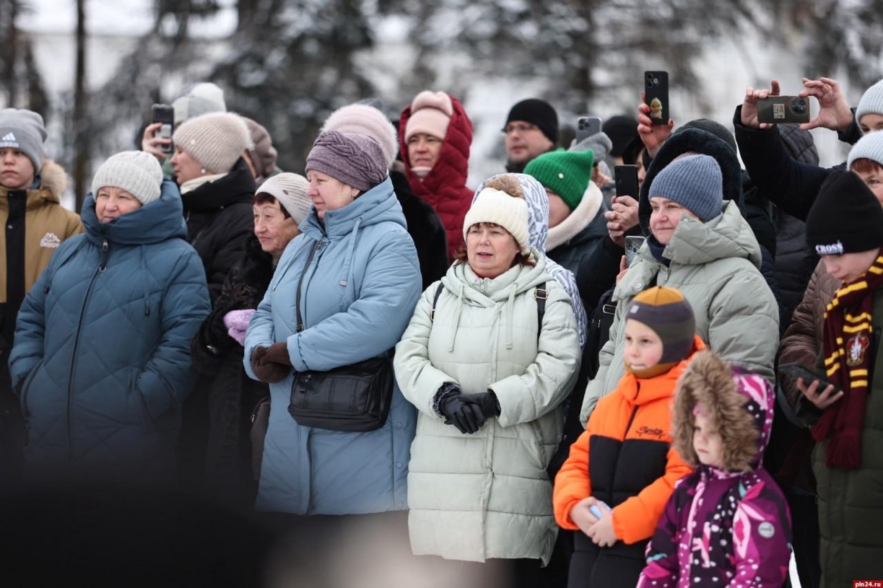 Рождественские вертепы в Пскове стали стартом праздничных гуляний Рождественские вертепы в Пскове стали стартом праздничных гуляний