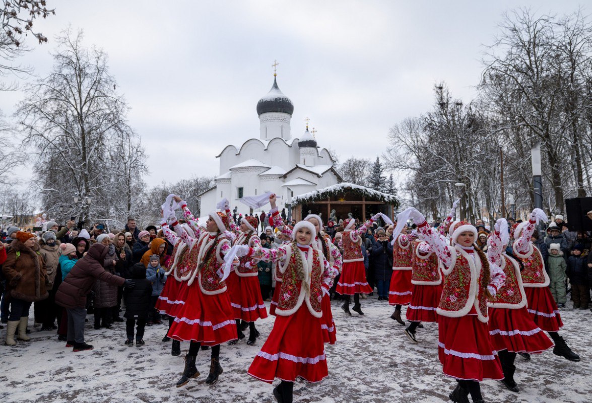 Масштабным праздником встретили Рождество Христово в Пскове