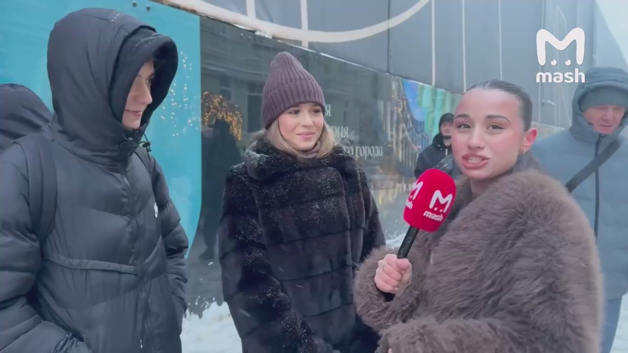 Все салаты съедены, по телику крутят старьё, а посмотреть чего-нибудь под новые вкусности хочется