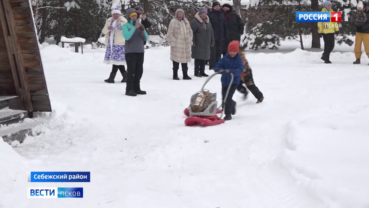 В национальном парке "Себежский" впервые прошли святочные гуляния В национальном парке "Себежский" впервые прошли святочные гуляния