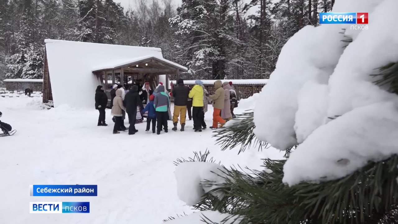В национальном парке "Себежский" впервые прошли святочные гуляния В национальном парке "Себежский" впервые прошли святочные гуляния