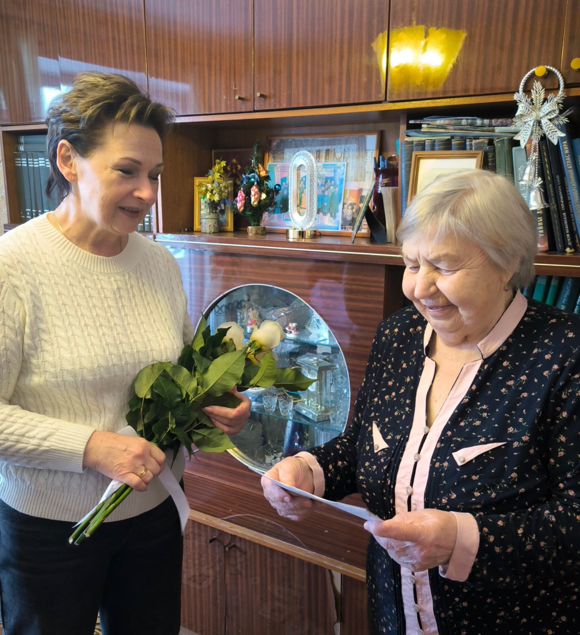 Вера Кондратьева: С ДНЕМ РОЖДЕНИЯ. Сегодня поздравления с днем рождения принимала Галина Михайловна Макаренко Вера Кондратьева: С ДНЕМ РОЖДЕНИЯ. Сегодня поздравления с днем рождения принимала Галина Михайловна Макаренко
