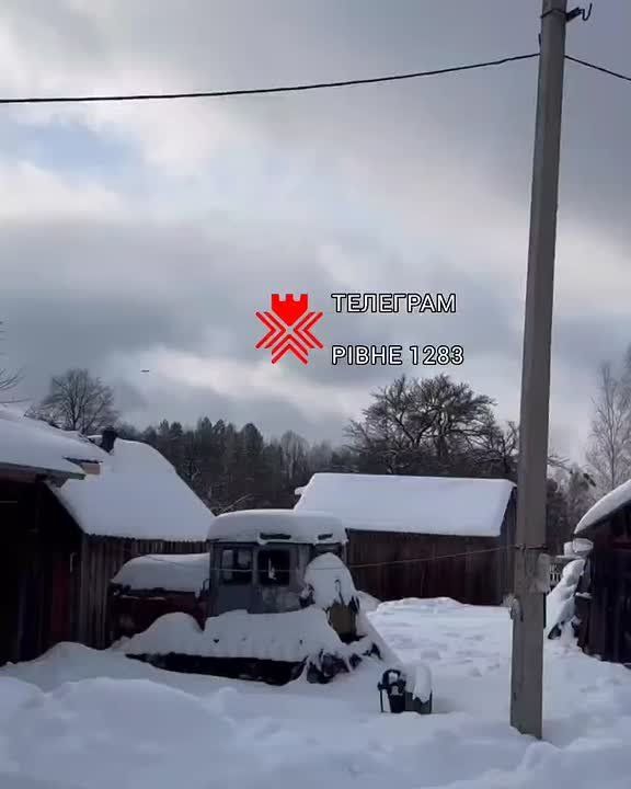 "Герани" совершают налёт на крупный ж\д узел Сарны в Ровенской области