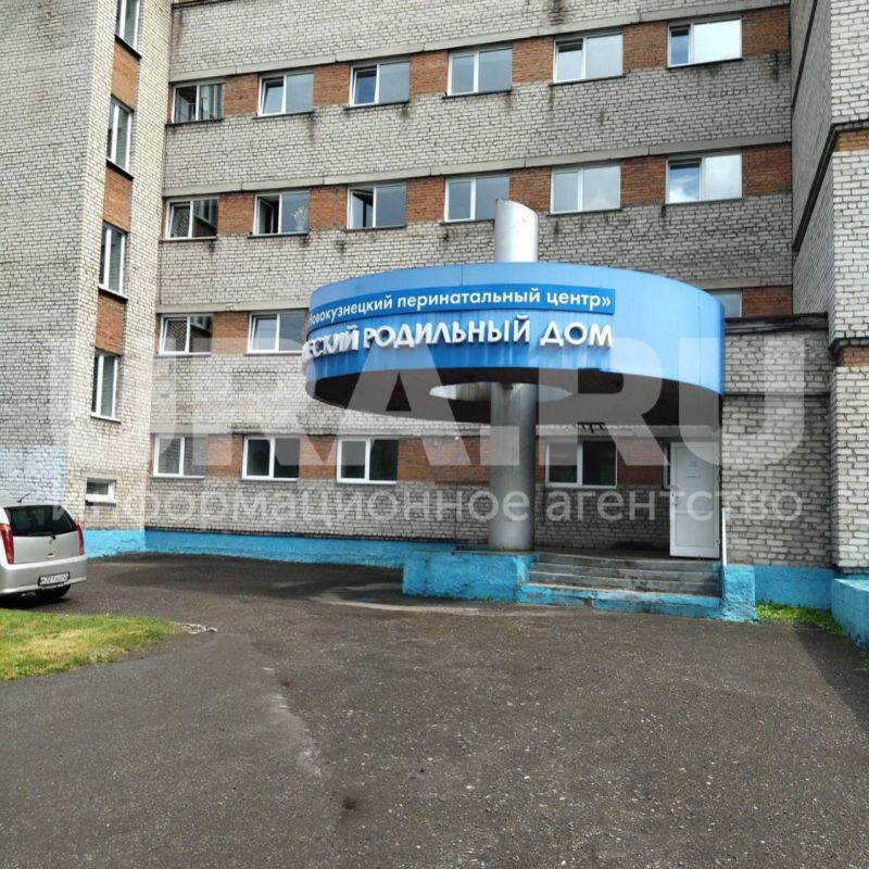 Пневмония и недоношенность — такие диагнозы поставили врачи погибшим младенцам в Новокузнецком роддоме, сообщил URA.RU источник в правоохранительных органах