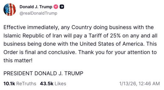 Трамп на фоне протестов в Иране объявил о введении пошлин в отношении всех стран, сотрудничающих с исламской республикой