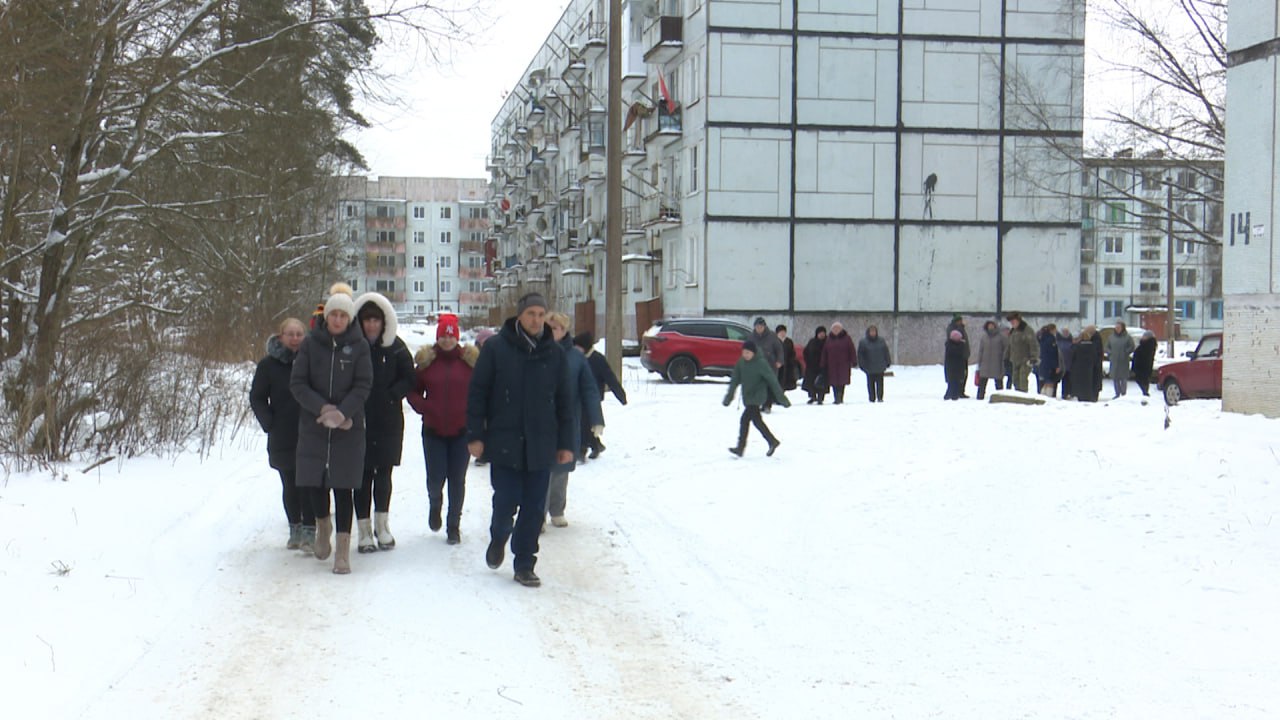 Жители поселка Смуравьево в Гдовском районе жалуются на проблемы с отоплением Жители поселка Смуравьево в Гдовском районе жалуются на проблемы с отоплением