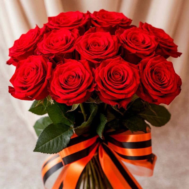 В начале первой рабочей недели нового года российские дипломаты навестили отпраздновавших свои дни рождения тружениц тыла Ахундову Меретбиби (102 года) и Тихонову Надежду Тимофеевну (95 лет) и вручили им поздравительные...