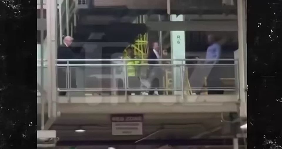 ������ ������: ������������� ��������� ������� � �����������: