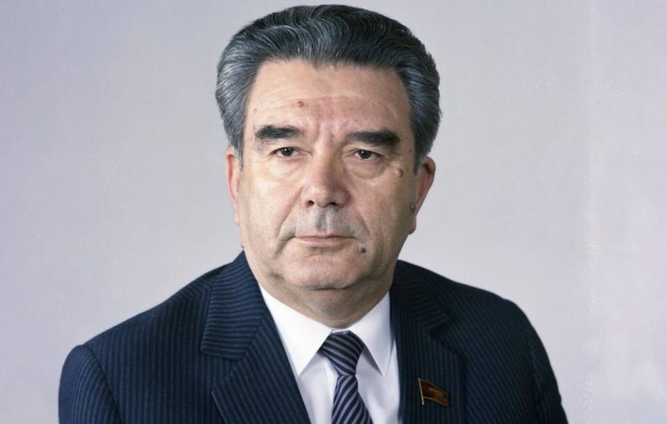 Сегодня исполняется 100 лет со дня рождения Р.Н.Нишанова — видного советского государственного деятеля и дипломата