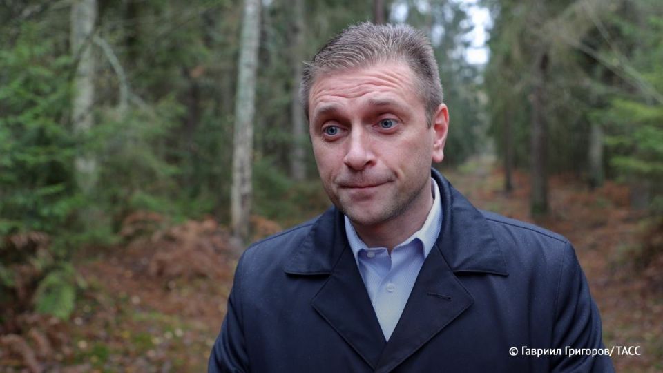 ��������� �������� "�������� ����" ����������� � ����������� ���������� ������� ������ ���������� �� ���������� �����, ���������� ��������� ����, �������� ���� � �� �� �� �������