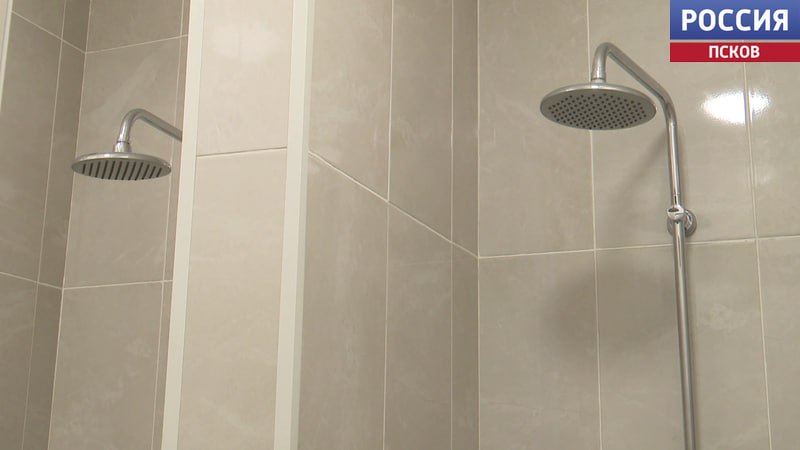 С нового года ученики Псковского погранично-таможенно-правового лицея занимаются физкультурой в отремонтированном спортивном зале С нового года ученики Псковского погранично-таможенно-правового лицея занимаются физкультурой в отремонтированном спортивном зале