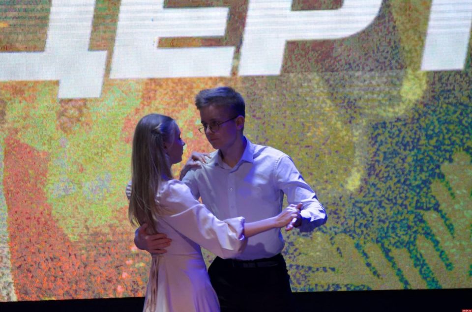 � ������ ���������� XV ��������������� ��������