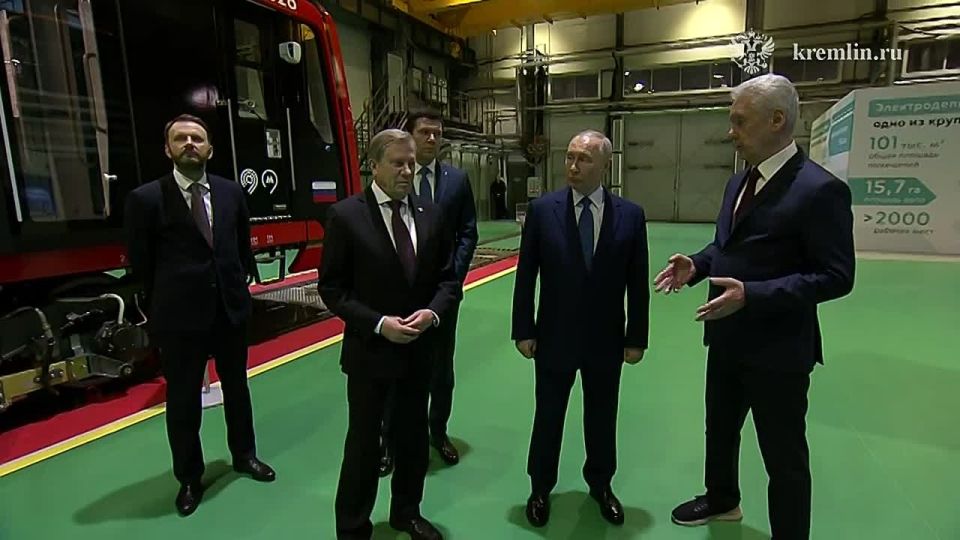 �������� ����� �������� ��������, ����������� �������� ����������� ���������� ������ � ��������� ����������� � ���� �������