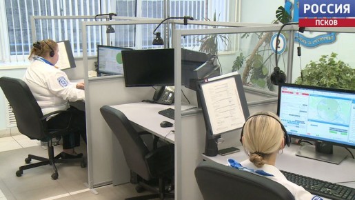 46 тысяч 426 раз звонили жители Псковской области по номеру в 112 в декабре