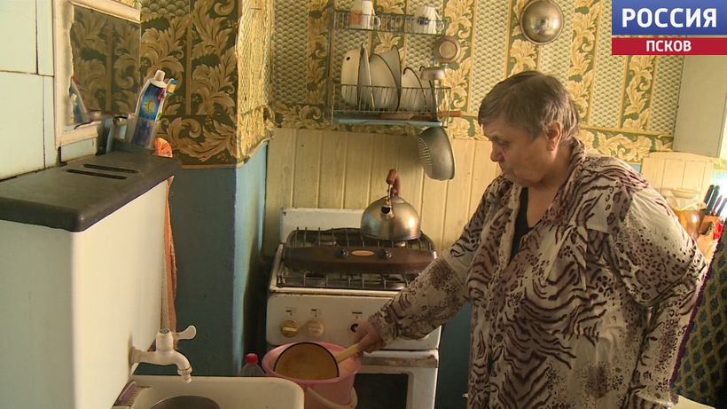 В Порховском округе расселили аварийный дом в деревне Заольшаг В Порховском округе расселили аварийный дом в деревне Заольшаг