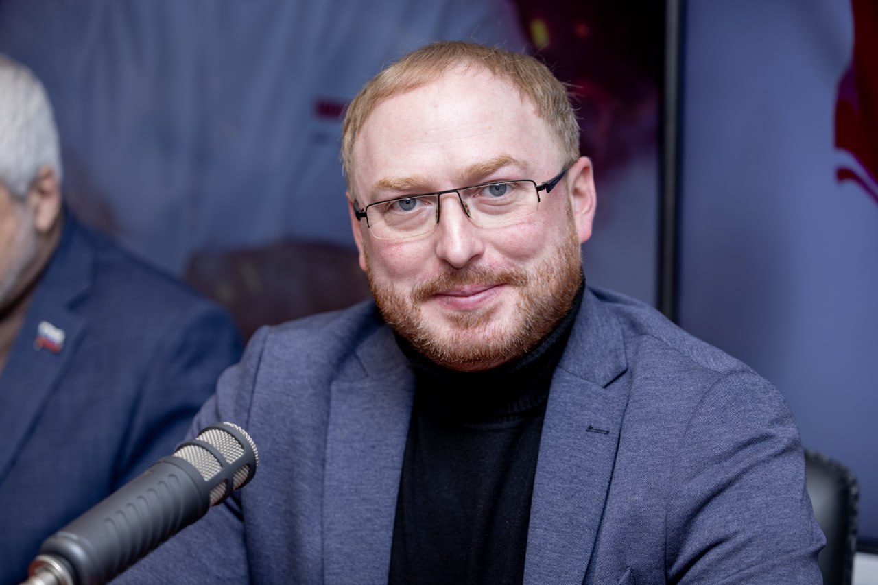 Антон Минаков, депутат Псковского областного Собрания (ЛДПР) о том, зачем нужны депутаты: